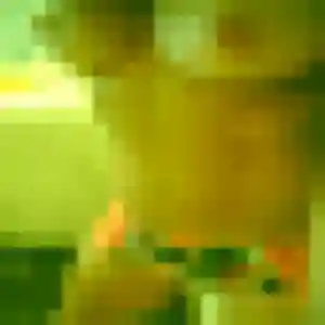 Lya, 19 ans, en ligne à Saint-Ouën-des-Toits pour un plan cul