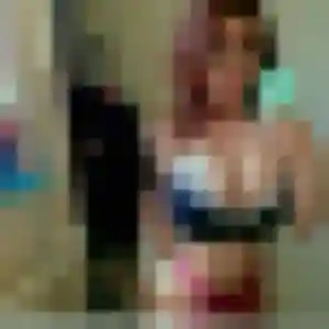 Axelle de Saint-Parize-le-Châtel, 21 ans - plan cul sans prise de tête