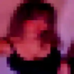 Charmante Elina, 19 ans à Saint-Pierre-de-Varennes - découvrir son profil