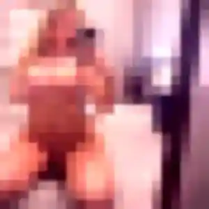 Eglantine, 22 ans, dispo pour plan cul à Saint-Pierre-des-Corps