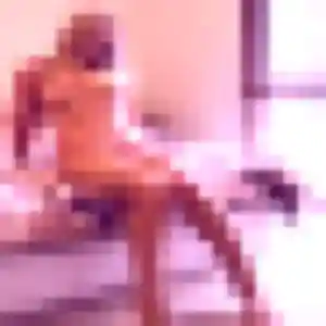 Photo de Olivia à Saint-Pierre-la-Garenne (24 ans) - plan cul discret