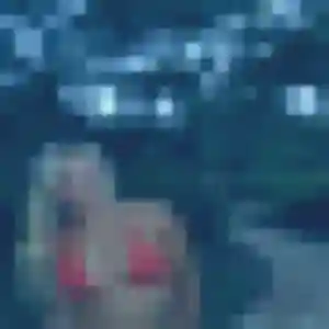 Assia, fille de 22 ans cherche plan cul à Saint-Pierre-le-Moûtier