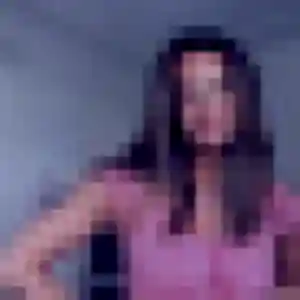 Rejoins Perrine, 26 ans à Saint-Priest en privé