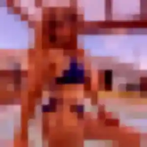 Charmante Giulia, 27 ans à Saint-Privat - voir sa photo