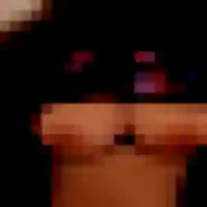 Photo sexy de Emna, 34 ans à Saint-Privat-des-Vieux - rencontre coquine