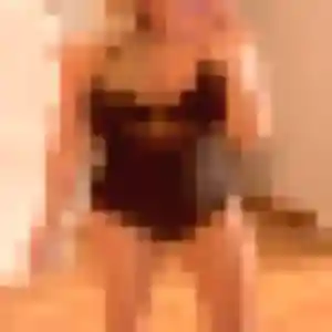 Photo exclusive de Oriane, 21 ans à Saint Privat en Périgord - rencontre sans lendemain