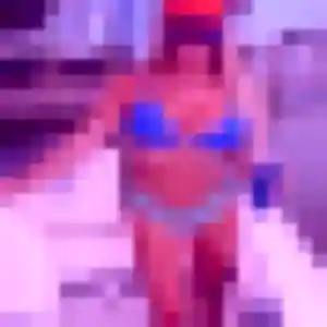 Lilou, 21 ans, en ligne à Saint-Rémy pour un plan cul