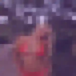 Mona (35 ans) à Saint-Rémy-des-Monts attend une rencontre ce soir