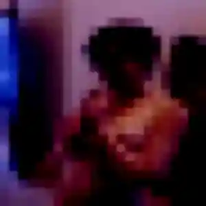 Syrine, 35 ans, dispo pour plan cul à Saint-Saëns