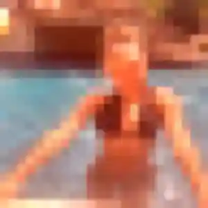 Perrine, femme de 20 ans propose plan cul à Saint-Samson-sur-Rance