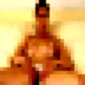 Aya, 23 ans, dispo pour plan cul à Saint-Thual