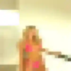 Elina, 24 ans, disponible à Saint-Vran pour un plan cul