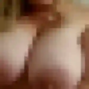 Sexy Amandine, 34 ans à Sainte-Geneviève-lès-Gasny - voir sa photo