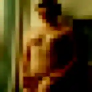 Photo sexy de Emna, 36 ans à Sainte-Hélène - rencontre coquine
