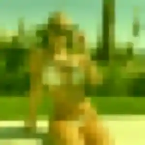 Lya, 19 ans, veut un plan cul à Sainte-Sabine-sur-Longève