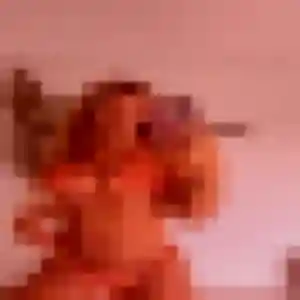 Zara de Sainte-Suzanne-sur-Vire, 34 ans - plan cul en toute liberté