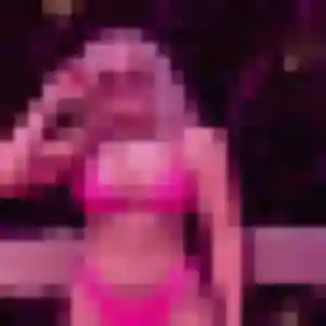 Rejoins Oceane, 29 ans à Saintines en privé