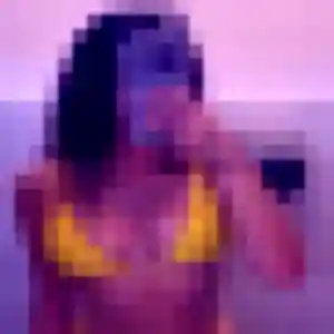 Rejoins Oriane, 20 ans à Salignac-sur-Charente en t'inscrivant
