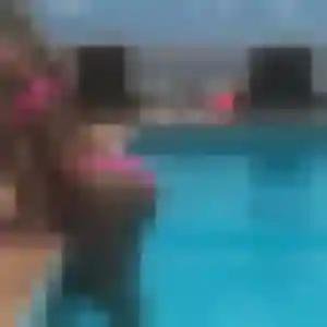 Feriel, 24 ans, connectée à Samoëns pour une rencontre coquine