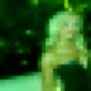 Sexy Eleonore, 19 ans à Sancerre - voir sa photo