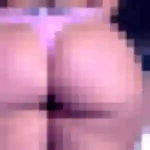 Photo de Elia à Sansac-de-Marmiesse (36 ans) - plan cul discret