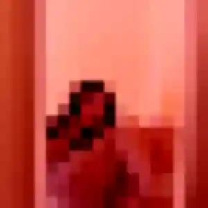 Découvre Isaure, 25 ans à Sarceaux en privé