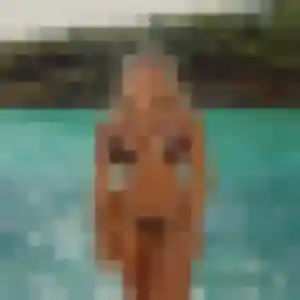 Manelle, 29 ans, connectée à Saulon-la-Rue pour une rencontre coquine