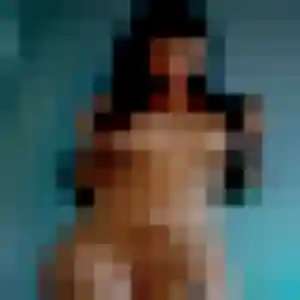 Rejoins Perrine, 32 ans à Savigny en privé