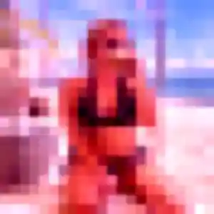 Elya, 24 ans, dispo pour plan cul à Solliès-Ville