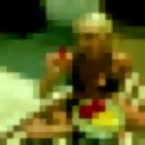 Contacte Axelle, 19 ans à Sonchamp en privé