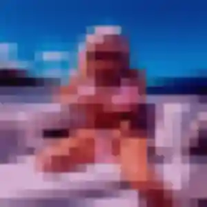 Rejoins Stella, 24 ans à Suresnes gratuitement