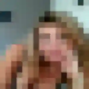 Contacte Justine, 34 ans à Terval en privé