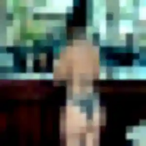 Viviane, 29 ans, en ligne à Tesson pour une rencontre coquine