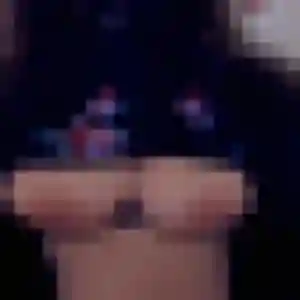 Flore, 22 ans, cherche un plan cul à Theuville