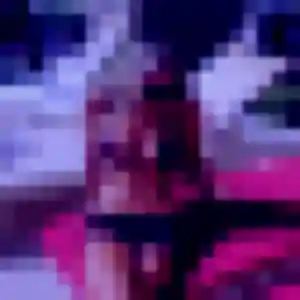 Emna, 30 ans, connectée à Tillé pour une rencontre coquine