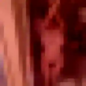 Sexy Mona, 20 ans à Tinchebray-Bocage - la contacter