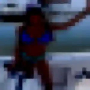 Photo de Cassandre à Tonquédec (24 ans) - plan cul discret