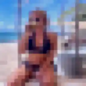 Elya, 24 ans, dispo pour plan cul à Tonquédec