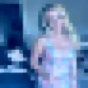 Syrine, 29 ans, cherche un plan cul à Touffreville-la-Corbeline