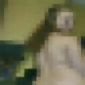 Sexy Lilas, 21 ans à Toulon-sur-Allier - voir sa photo