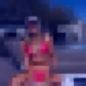 Photo de Talia à Tourville-sur-Odon (23 ans) - plan cul gratuit