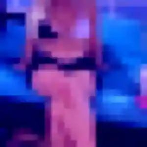 Ludivine, femme de 22 ans propose plan cul à Toussieux