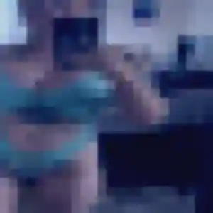 Louane, femme de 27 ans cherche plan cul à Trouillas