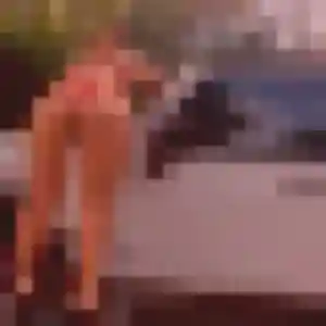 Charmante Alissa, 27 ans à Uffholtz - voir sa photo