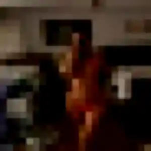 Roxane (19 ans) à Ugine propose un plan cul ce soir