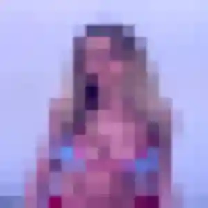 Alya, fille de 27 ans cherche plan cul à Val-d'Arc
