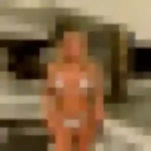 Profil de Elina à Val-du-Maine (24 ans) - plan cul gratuit