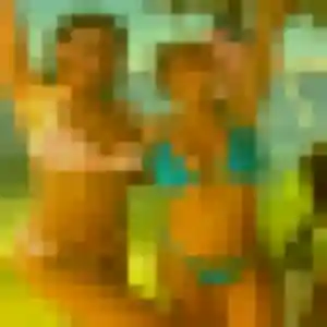 Photo exclusive de Feriel, 24 ans à Val-du-Maine - rencontre sans lendemain