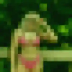 Oceane, 28 ans, connectée à Val-du-Maine pour un plan cul