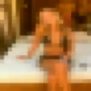 Alissa, 29 ans, dispo pour plan cul à Valmont